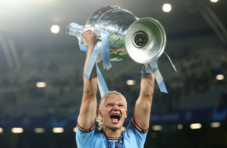 转会期体能课后，休斯敦火箭队长鼓劲备战社区盾，目标明确，团队化学反应显著的简单介绍-米兰